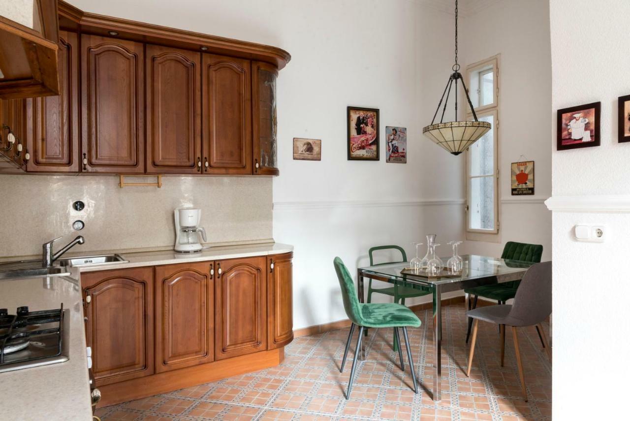 Central Apartman Budapest Esterno foto
